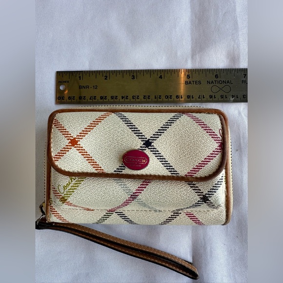Coach Peyton Tattersall Multicolor Plaid Wallet AS-IS - Picture 11 of 11